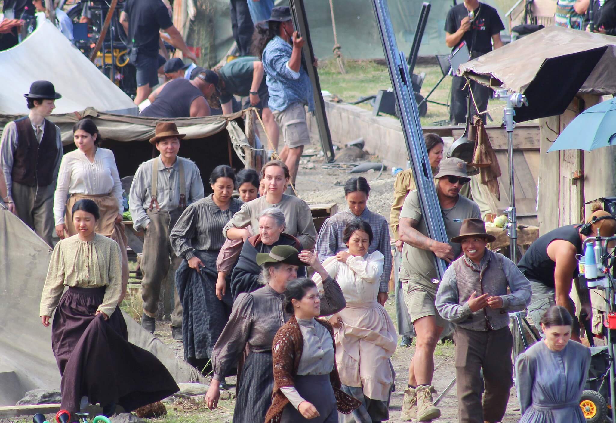 East Of Eden Photos Bts Netflix Omaru Live ( )