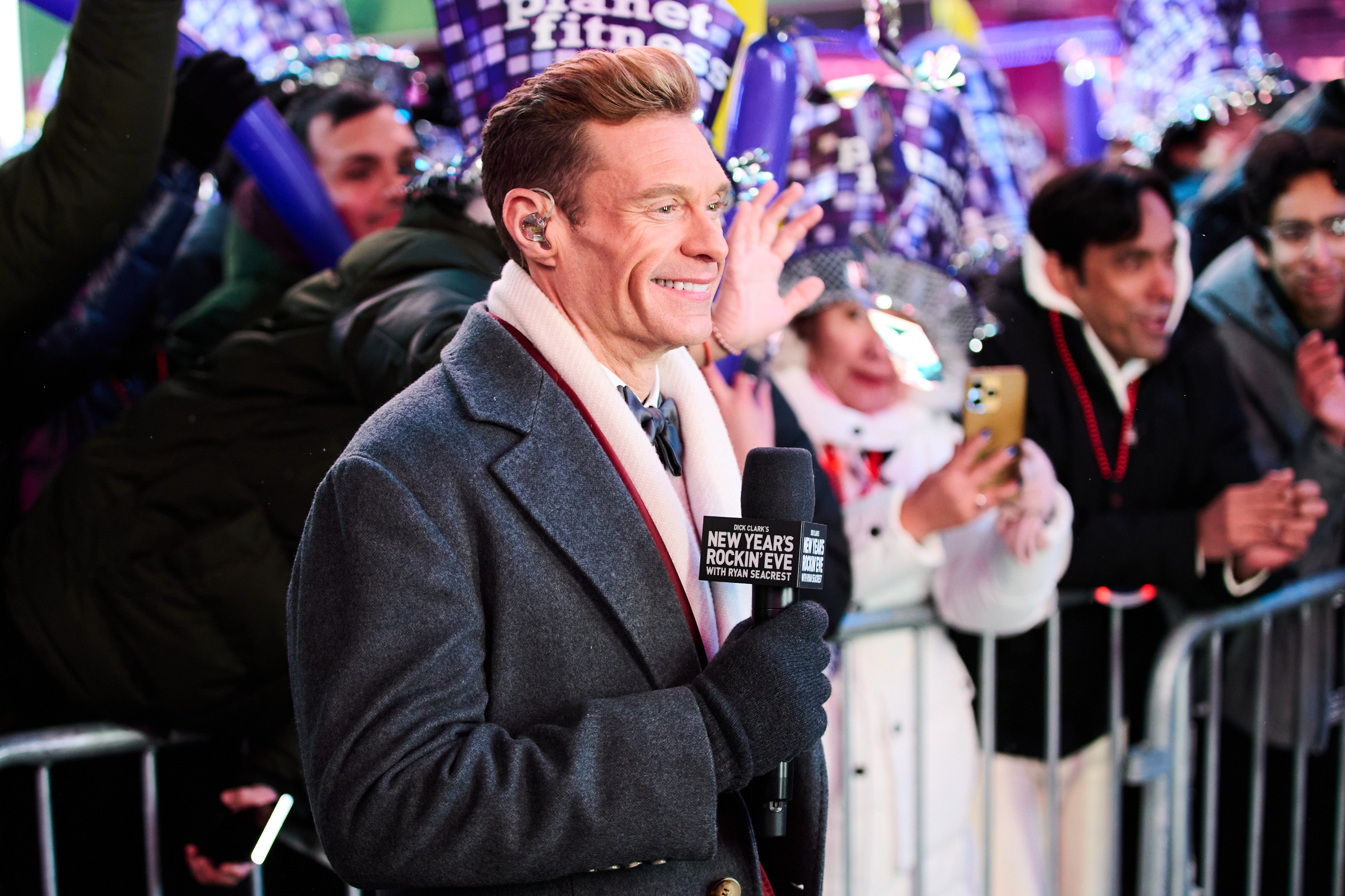 ‘Dick Clark's New Years Rockin’ Eve С Райаном Сикрестом" Получил Лучшие Оценки За Последние Четыре Года
