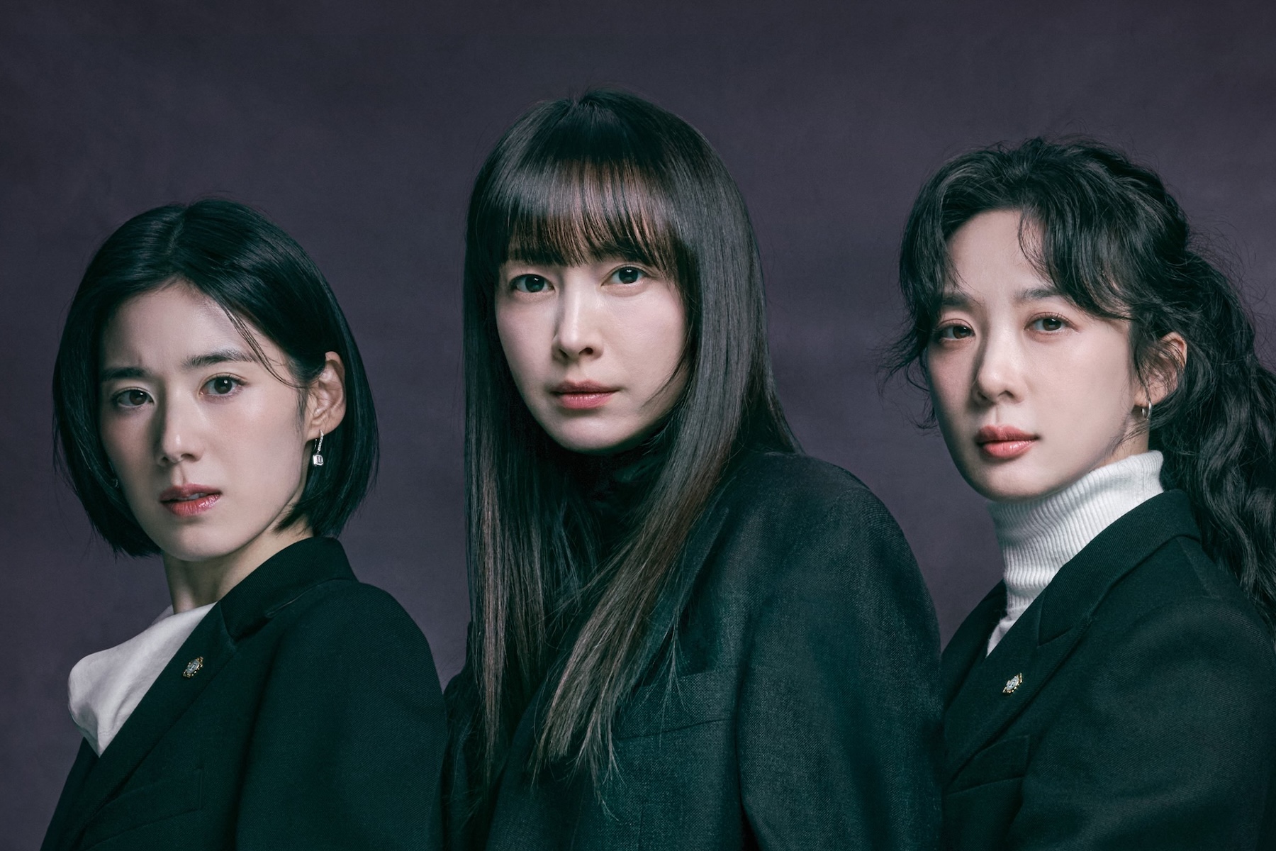 Ли На Ен, Чон Ын Чхэ И Ли Чон А Демонстрируют Нерушимую Солидарность В Постере К Предстоящей Драме “Честь”